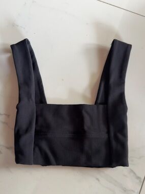 White Fox Boutique Black Square Neck Crop Top